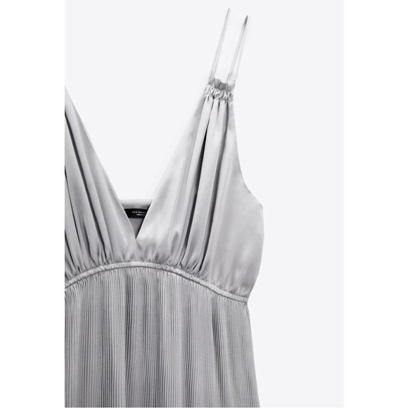 NWT ZARA AW21 SILVER PLEATED
SLIP DRESS - Picture 11 of 12